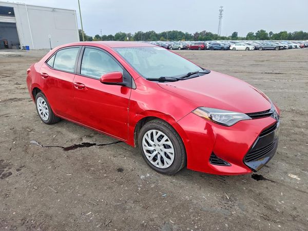 2017 TOYOTA COROLLA — Passenger 3/4