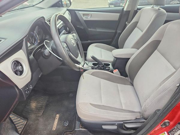 2017 TOYOTA COROLLA — DENT