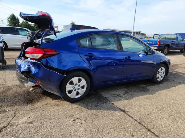 2018 KIA FORTE