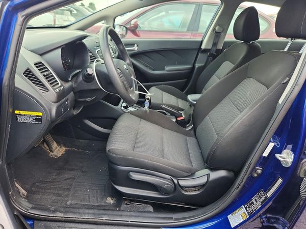 2018 KIA FORTE LX Base