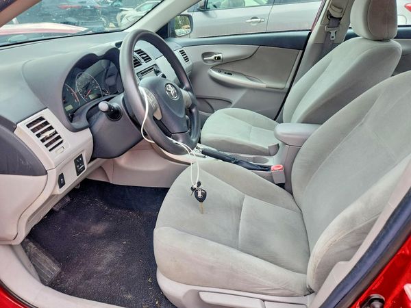 2013 TOYOTA COROLLA — DENT