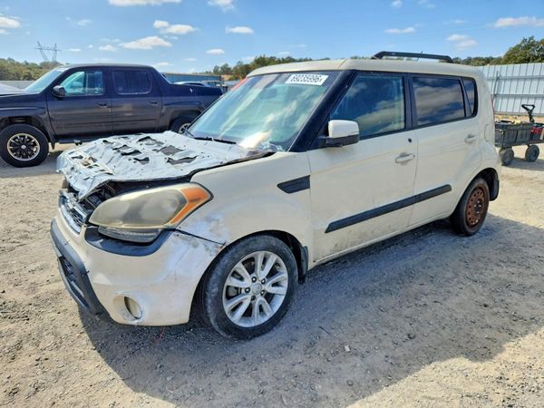 2013 KIA SOUL All Trims — Front 3/4