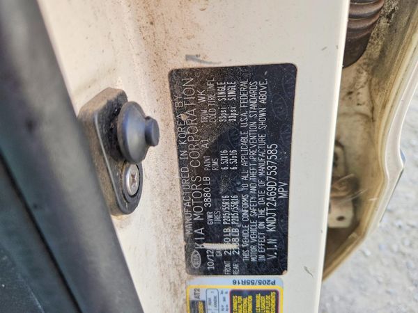 2013 KIA SOUL All Trims — VINS