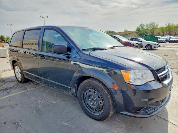 2018 DODGE GRAND CARAVAN SE