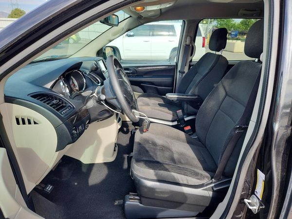 2018 DODGE GRAND CARAVAN SE