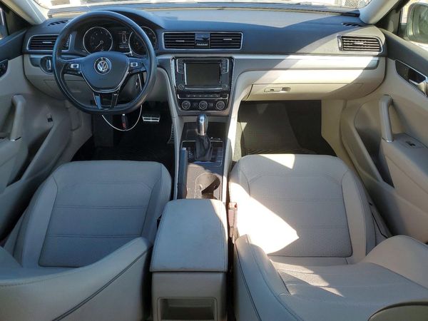 2018 VOLKSWAGEN PASSAT — CKPT