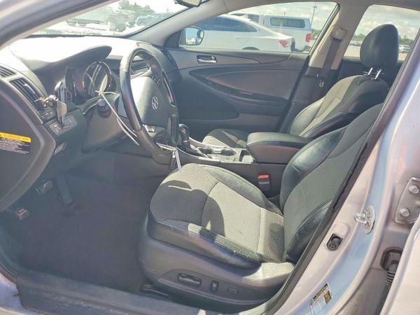2013 HYUNDAI SONATA — DENT