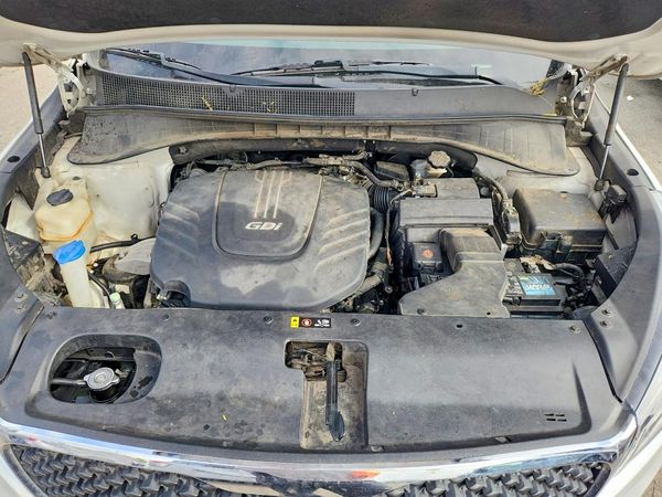 2016 KIA SORENTO L / LX