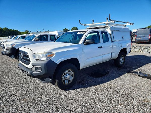 2016 TOYOTA TACOMA