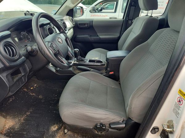 2016 TOYOTA TACOMA