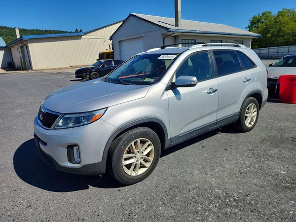 2014 KIA SORENTO Base/ LX — Front 3/4