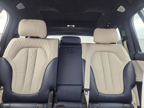 2019 BMW X7 xDrive50i — SUVN
