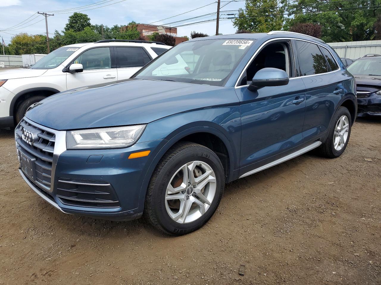 2018 AUDI Q5 quattro Premium Plus