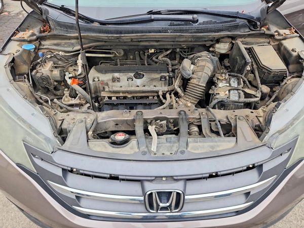 2012 HONDA CRV EX-L — Engine bay