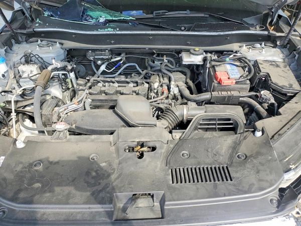 2025 HONDA CR-V — Engine bay