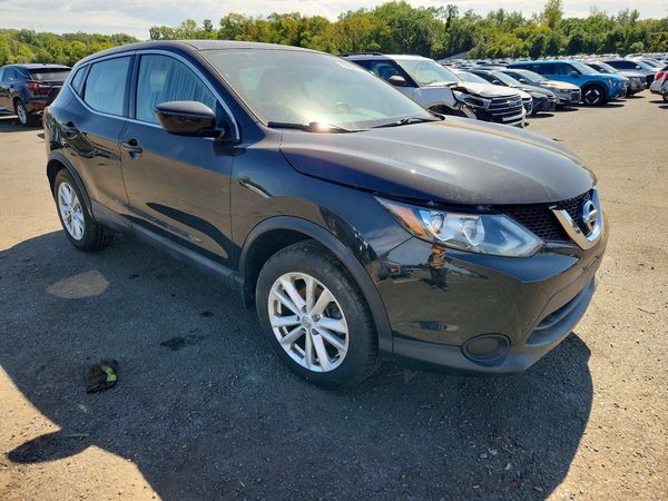 2018 NISSAN ROGUE — Passenger 3/4
