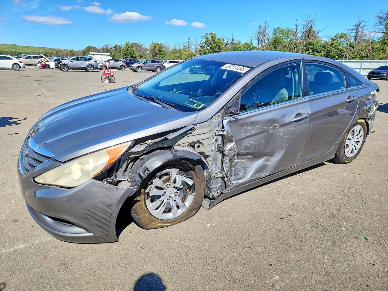2012 HYUNDAI SONATA Middle-low level — Front 3/4