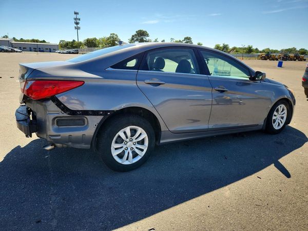 2012 HYUNDAI SONATA Middle-low level — LOOS