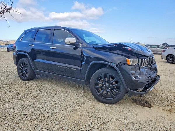 2021 JEEP GRAND CHEROKEE — Passenger 3/4