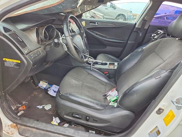 2012 HYUNDAI SONATA Middle level