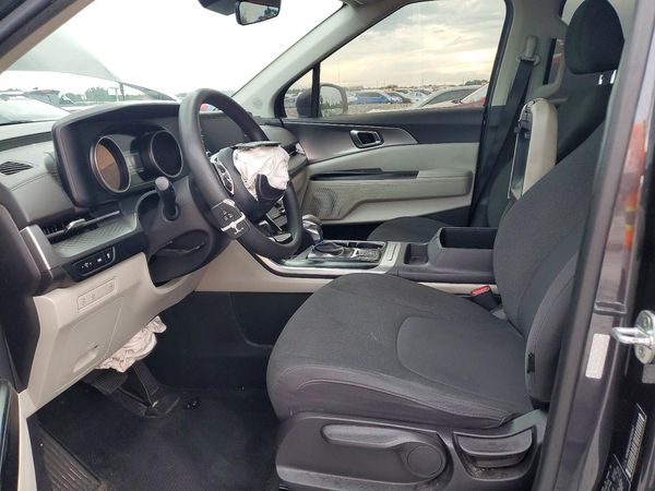 2023 KIA CARNIVAL — DENT