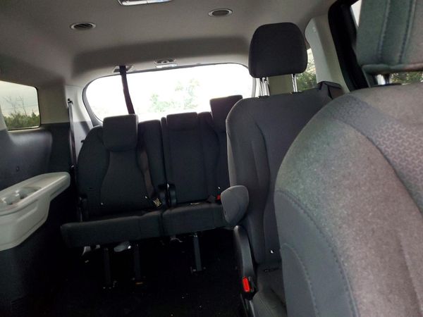 2023 KIA CARNIVAL — SUVN