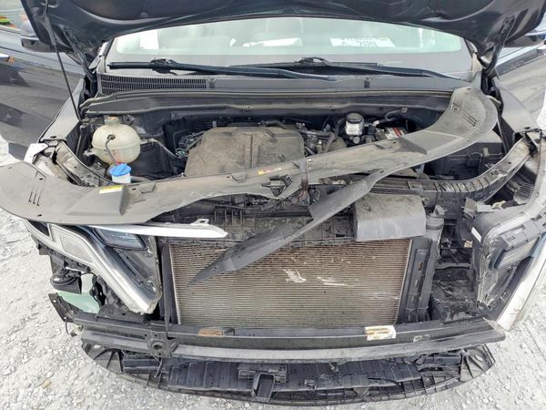 2023 KIA CARNIVAL — Engine bay