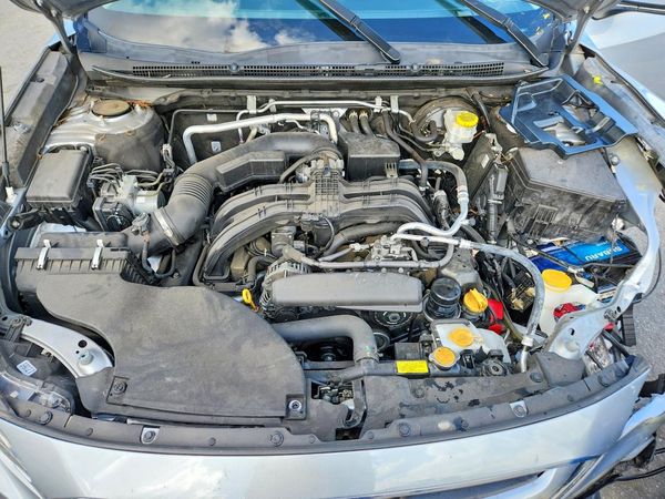2022 SUBARU OUTBACK — Engine bay