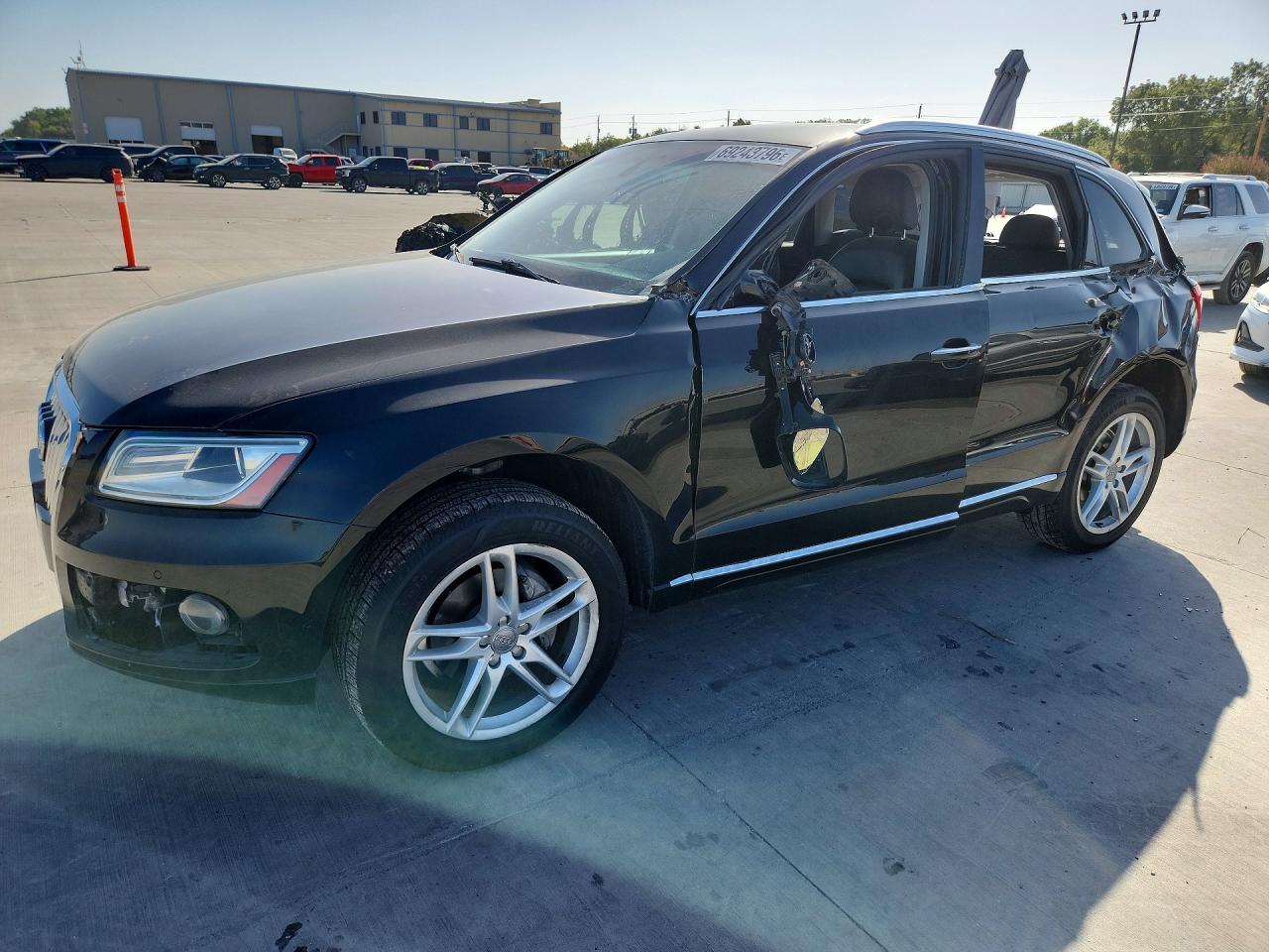 2017 AUDI Q5 — Front 3/4