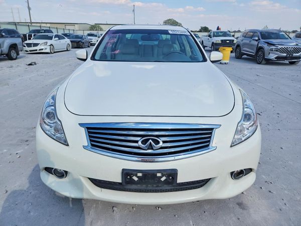 2015 INFINITI Q40 — DIRF