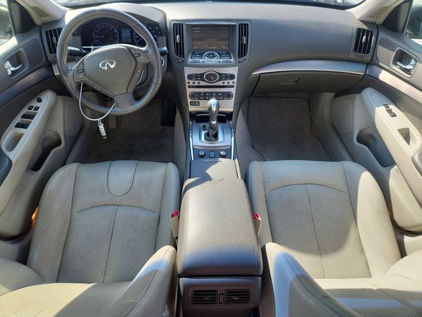 2015 INFINITI Q40 — CKPT