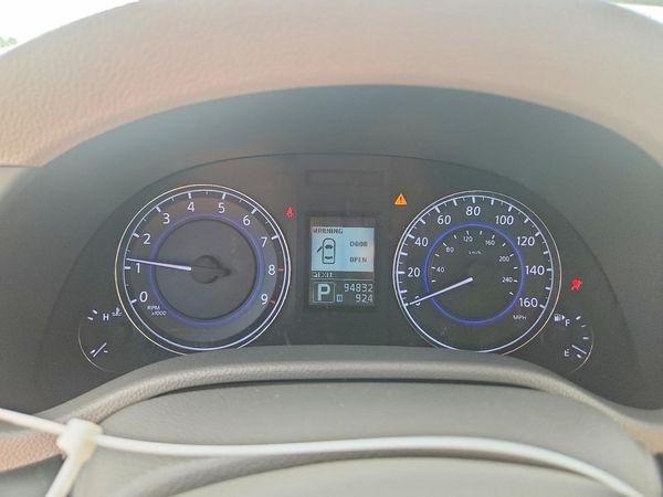 2015 INFINITI Q40 — ODOM