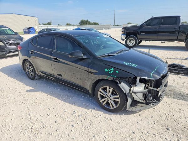 2017 HYUNDAI ELANTRA — Passenger 3/4