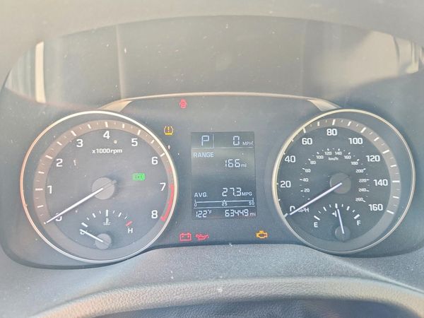 2017 HYUNDAI ELANTRA — ODOM