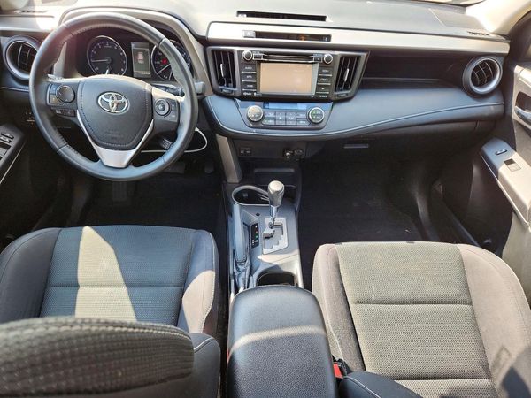 2016 TOYOTA RAV4 XLE (M Grade) — CKPT