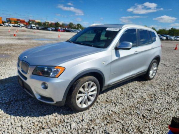 2013 BMW X3 xDrive28i — Front 3/4