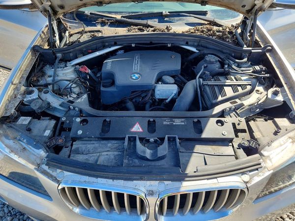 2013 BMW X3 xDrive28i — Engine bay