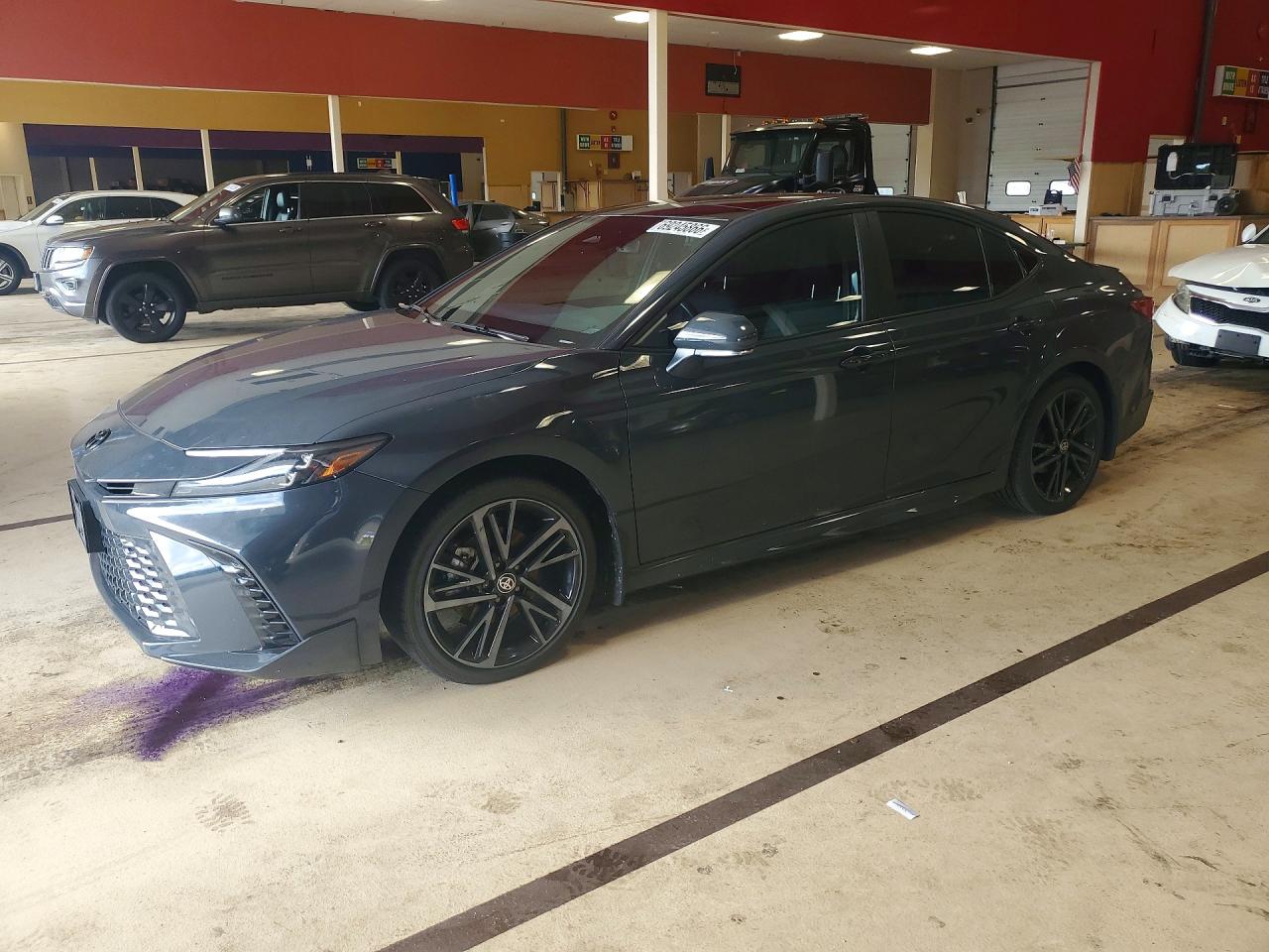2026 TOYOTA CAMRY — Front 3/4