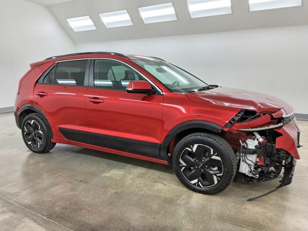 2023 KIA NIRO Wind — Passenger 3/4