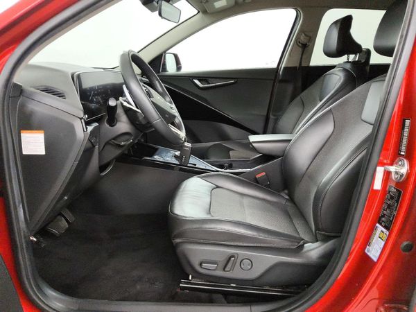 2023 KIA NIRO Wind — DENT