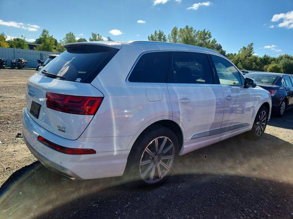 2017 AUDI Q7 quattro Prestige