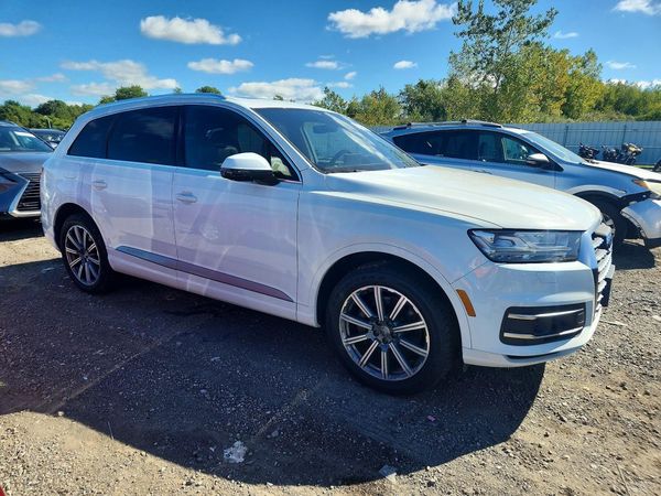 2017 AUDI Q7 quattro Prestige
