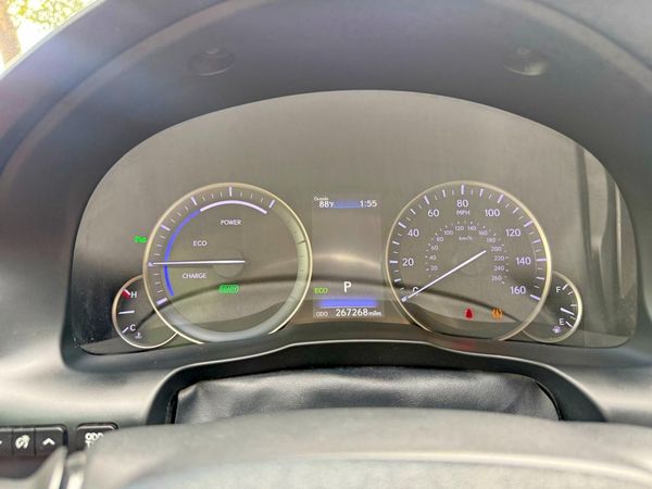 2018 LEXUS ES300 300h