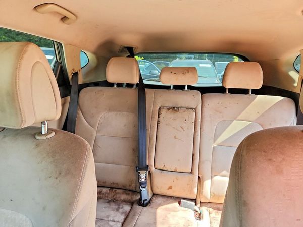2017 HYUNDAI TUCSON SE (no options)