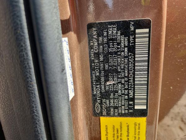 2017 HYUNDAI TUCSON SE (no options)