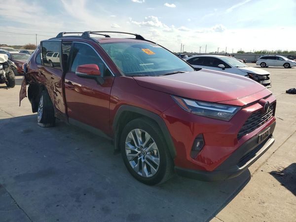 2024 TOYOTA RAV4 — Passenger 3/4