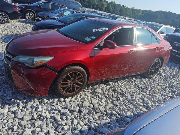2017 TOYOTA CAMRY
