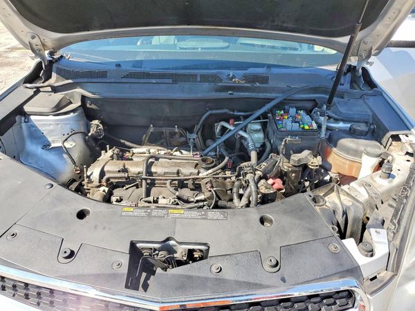 2014 CHEVROLET EQUINOX 2LT — Engine bay