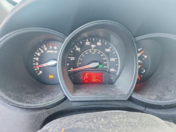 2014 KIA RIO 1.6 AT LX STD/Power