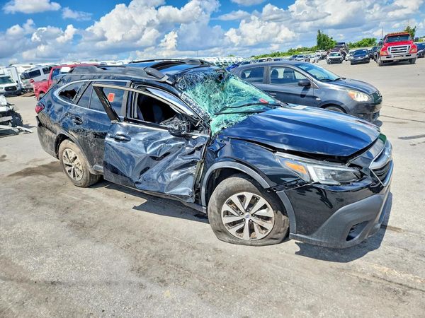 2020 SUBARU OUTBACK Premium+M/R+NAVI — Passenger 3/4